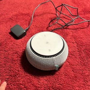 Snooz white noise machine